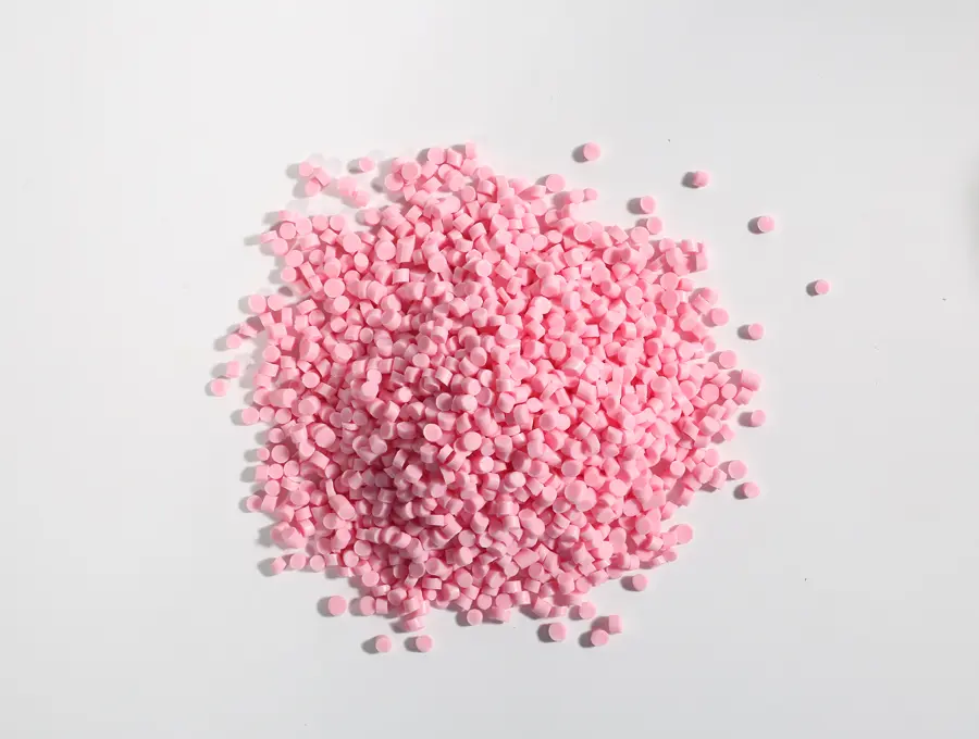 हुइझोउ टीपीई निर्माता शेयर: कौन से कारक पारभासी टीपीई कच्चे माल के कणों के प्रकाश संप्रेषण को निर्धारित करते हैं?